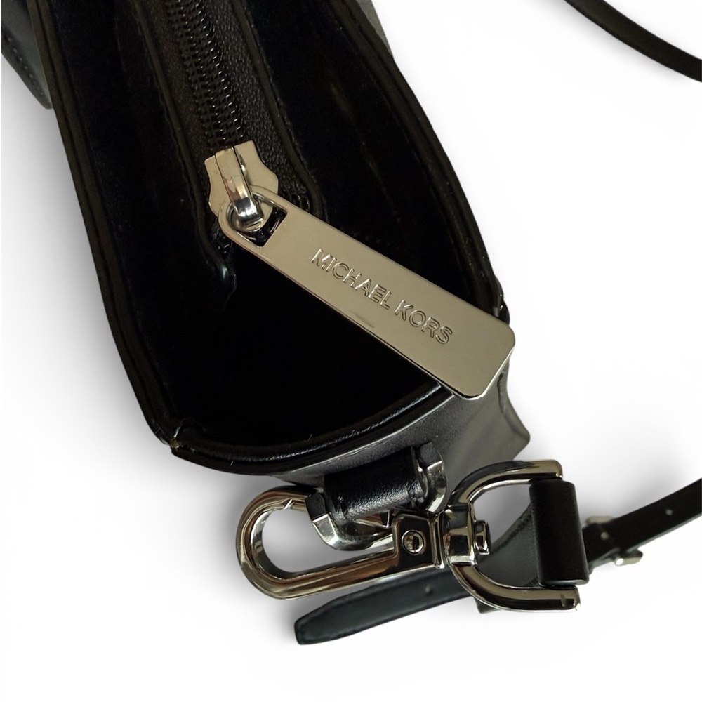 MICHAEL KORS JESSIE LARGE TZ TOTE | MK Signature Logo Tote - Picture 5 of 7